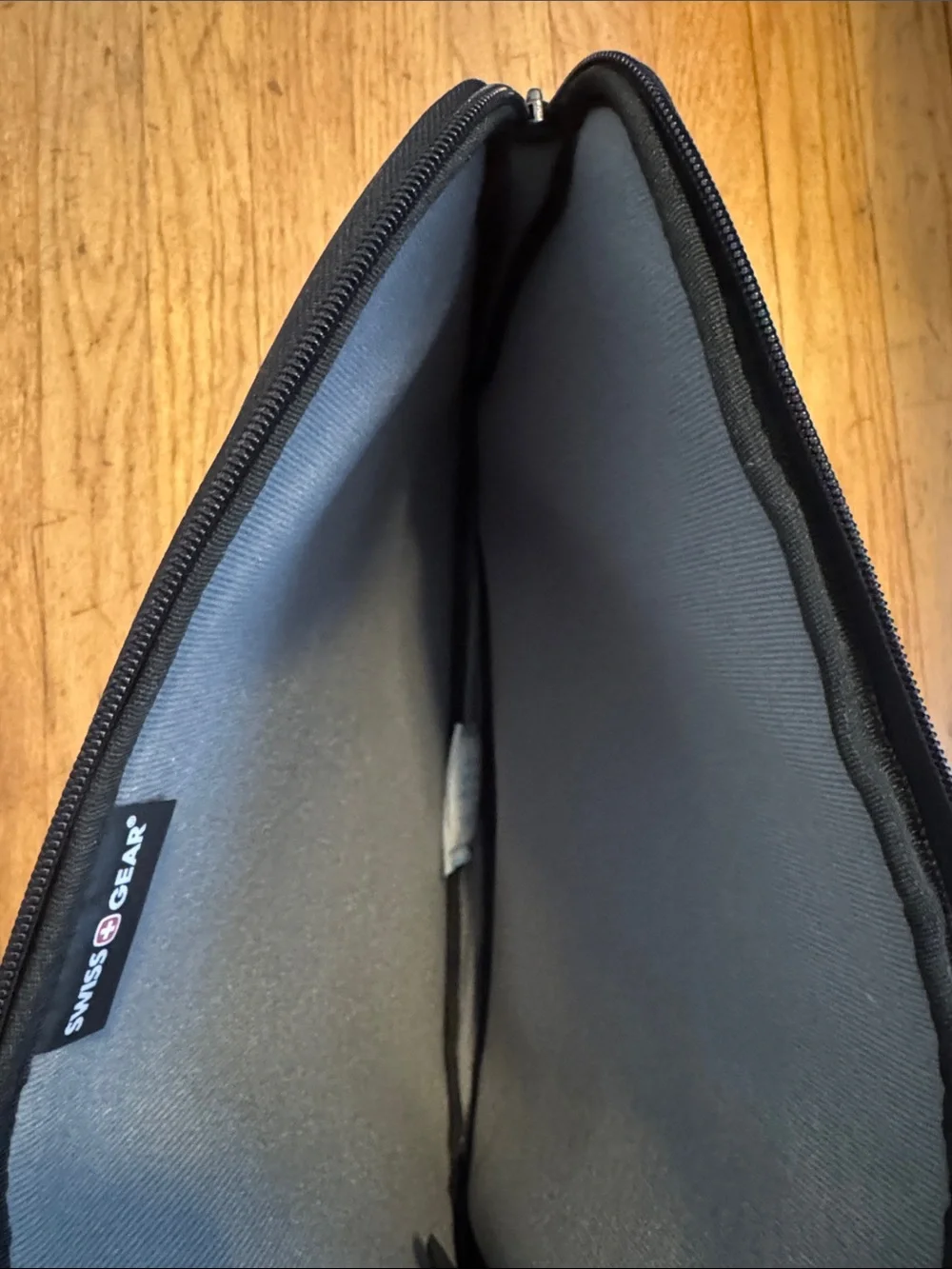 NWOT! LA Kings Black Laptop Sleeve with Front Pocket